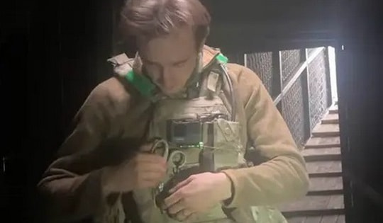 Nguyên nhân khiến binh sĩ Ukraine cầm kéo ra chiến trường