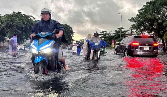 Cảnh báo triều cường cao đến 4m ở Nam Bộ chiều tối mùng 4 Tết