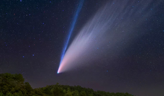 Sao chổi rực sáng như Trăng rằm 'sắp ghé' thăm Trái Đất