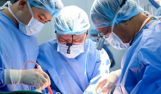 Tết Bính Ngọ, chàng trai 21 tuổi hiến tạng sau chết não, 4 cuộc đời được hồi sinh