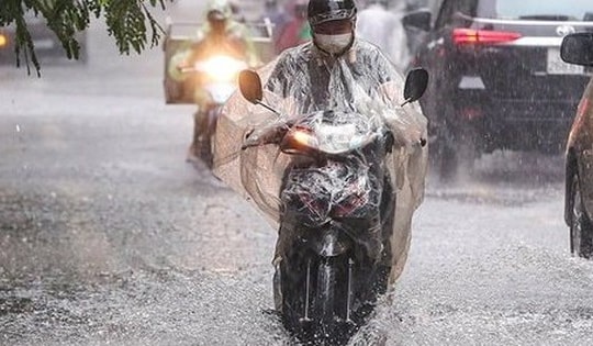 Cảnh báo mưa lớn kèm lốc sét nhiều khu vực