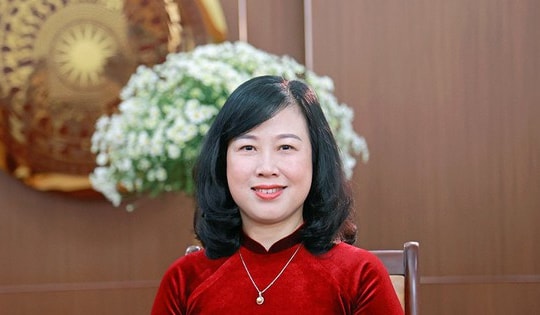 Bộ trưởng Đào Hồng Lan gửi thư chúc mừng các thầy thuốc, cán bộ, công chức, viên chức, người lao động ngành Y tế