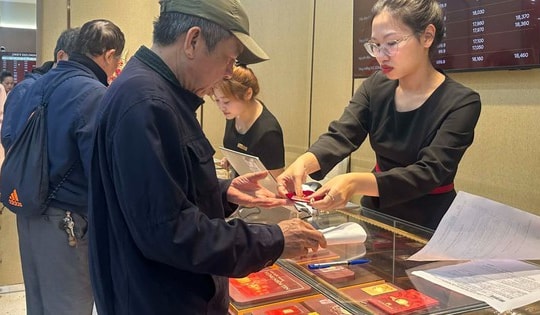 Giá vàng bật tăng trước ngày vía Thần Tài