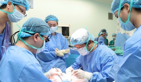 Hoàn thiện 'ba trụ cột' Y thuật – Quản lý – Y đức để nâng tầm hệ thống y tế