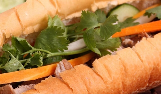 Vụ nghi ngộ độc sau khi ăn bánh mì: Sức khỏe các bệnh nhân ổn định, nhiều người xuất viện