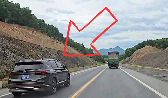 Xe biển xanh vi phạm giao thông, ai nộp phạt?