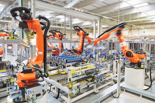 Skoda tăng năng suất lắp ráp pin xe điện lên hơn 1.100 bộ mỗi ngày