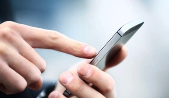 Người phụ nữ ở Hà Nội mất gần 1 tỷ đồng khi đăng nhập đường link lạ