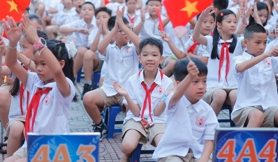 Giáo dục bắt buộc 9 năm, từ cấp tiểu học đến hết trung học cơ sở