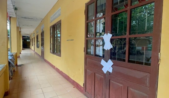 Hàng trăm học sinh tiểu học ở Huế phải học nhờ tại trường đại học, cao đẳng