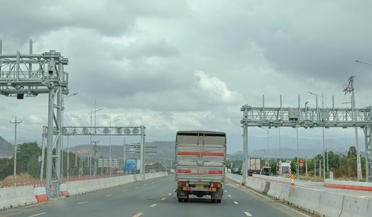 Ngày đầu thu phí ETC, hai tuyến cao tốc Vĩnh Hảo – Phan Thiết, Phan Thiết – Dầu Giây phát sinh nhiều lỗi