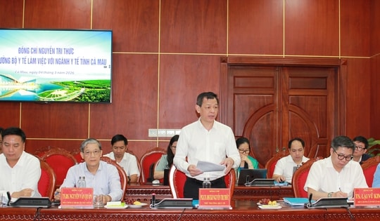 Tăng cường năng lực y tế cơ sở, thúc đẩy chuyển đổi số phục vụ người dân