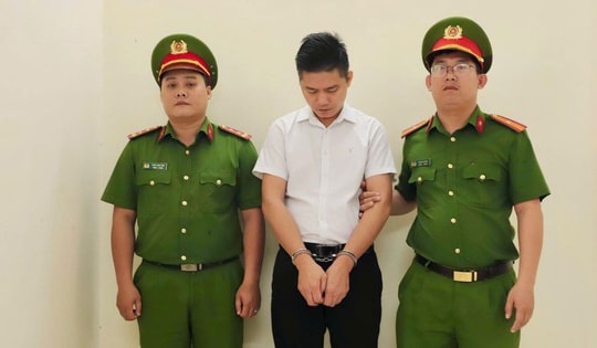 Khởi tố một người nước ngoài chỉ đạo xẻ thịt tê tê quý hiếm bán cho khách