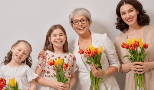 Phụ nữ thích nhất điều gì trong ngày 8/3?