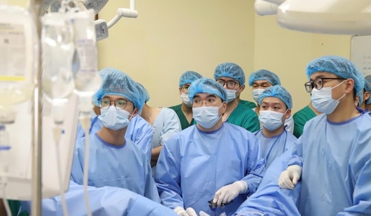 Bác sĩ 'viện K' tiên phong thực hiện thành công gần 300 ca phẫu thuật nội soi bệnh phụ khoa bằng kỹ thuật mới