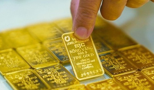 Người mua vàng lỗ gần 6 triệu đồng/lượng chỉ trong một tuần