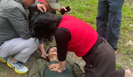 Du khách ngừng tuần hoàn khi tham quan Thác Bản Zai, được bác sĩ cấp cứu kịp thời