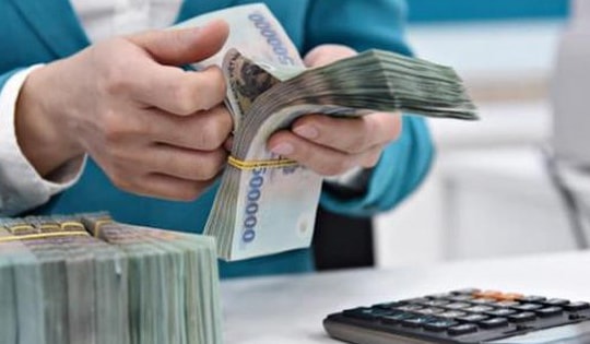 Thu hồi tiền trợ cấp nghỉ hưu sai quy định được thực hiện như thế nào?