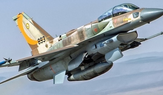 Tiêm kích F-16 Israel mang 4 tên lửa Rampage tấn công tầm xa, tránh bị Iran bắn hạ