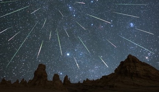 Việt Nam sắp quan sát được mưa sao băng phương Nam siêu tốc rực sáng