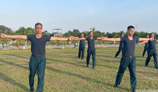 'Check-in' mọi ngóc ngách nơi huấn luyện tân binh ở Sư đoàn Phòng không 367