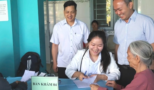 Khám miễn phí hơn 2.000 người dân TPHCM, thúc đẩy tiếp cận y tế toàn diện