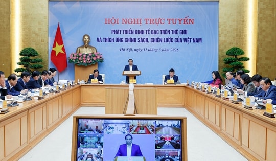 Thủ tướng: Người cao tuổi không phải là gánh nặng mà là nguồn lực quý báu để phát triển đất nước