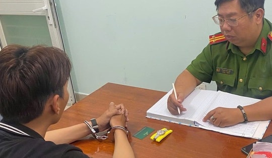 Mời bạn trai về nhà, cô gái bị trộm đồng hồ Rolex hơn 274 triệu