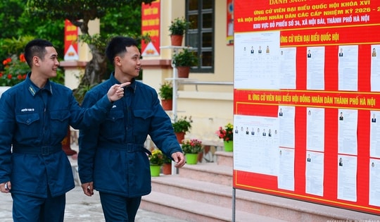 Người lính trẻ tự hào hướng về Ngày hội non sông