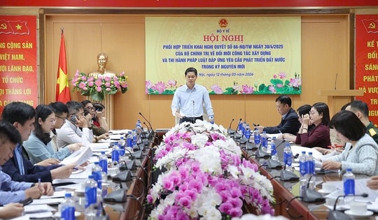 Thúc đẩy hoàn thiện hai dự thảo Nghị định về chế độ phụ cấp đối với nhân lực y tế