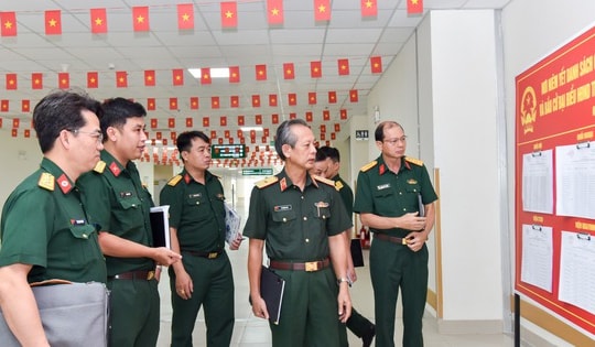 Điểm bầu cử đặc biệt tại bệnh viện sẵn sàng cho ngày hội non sông