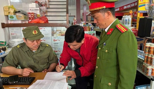 'Đi từng ngõ, gõ từng nhà', hoàn thành tổng rà soát cư trú phục vụ bầu cử