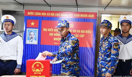 Những lá phiếu đặc biệt trên tàu của Lữ đoàn 127, Vùng 5 Hải quân