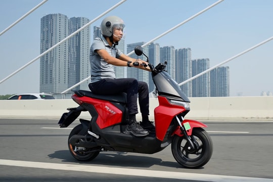 Những mẫu xe máy điện không cần bằng lái