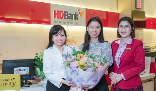 Chủ nhân giải 3 tỷ đồng đã lộ diện, hành trình 'Tiết kiệm Tỷ phú' tại HDBank khép lại trong những khoảnh khắc vỡ òa