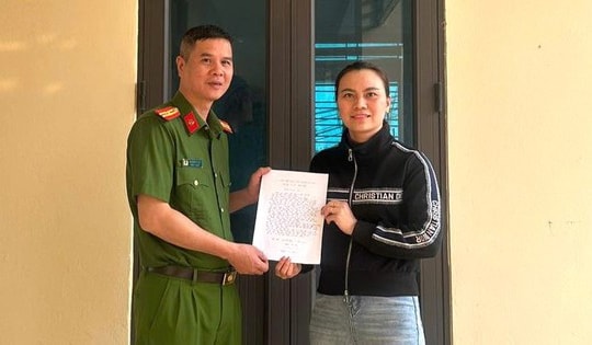 Chuyển nhầm 157 triệu vào tài khoản lạ, người phụ nữ Hải Phòng may mắn được Công an xã tìm giúp