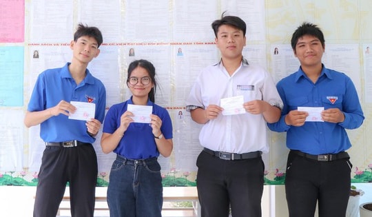 Cử tri trẻ háo hức chờ ngày đi bầu cử