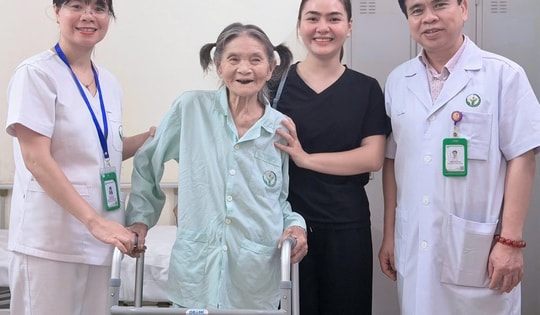 16 ngày, 2 cuộc đại phẫu cứu cụ bà 89 tuổi ở Bệnh viện Việt Đức