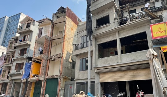 Hà Nội: Diện mạo khác lạ của những ngôi nhà sau giải phóng mặt bằng đường Vành đai 1