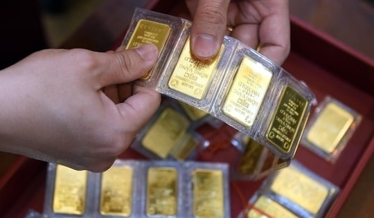 Chốt giá vàng hôm nay ngày 14/3 chưa ngừng giảm cực mạnh