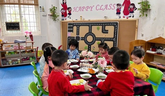 Quy trình 10 bước 'siết' an toàn bữa ăn bán trú trường học tại Hà Nội