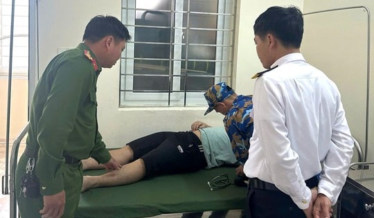 Mâu thuẫn gia đình, nam thanh niên Hải Phòng nhảy cầu Bính được công an cứu sống