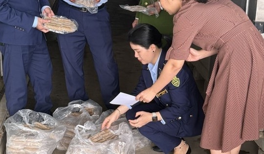 Xử phạt hơn 20 triệu đồng cơ sở kinh doanh dồi sụn không rõ nguồn gốc