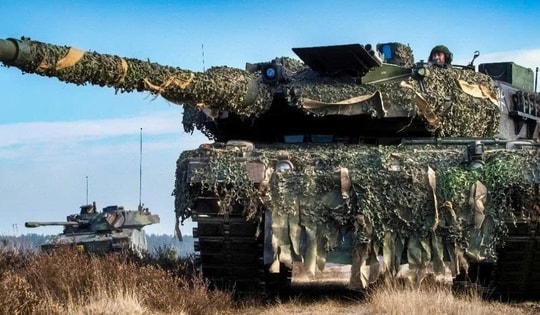 Niềm tự hào của phương Tây biến thành 'cục thép vô dụng' ở Ukraine