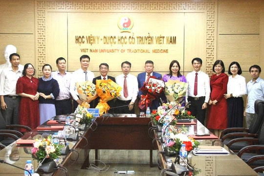 Bổ nhiệm lại chức danh phó giáo sư tại Học viện Y - Dược học Cổ truyền Việt Nam