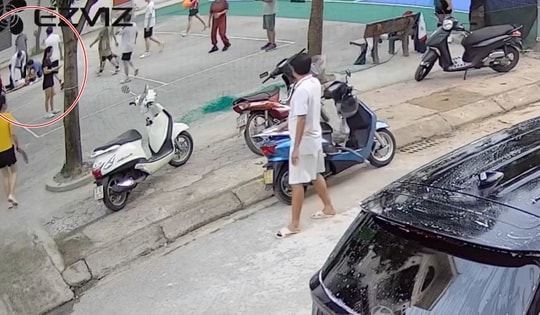 Đang đưa con đi dạo, bác sĩ kịp cứu người đàn ông 64 tuổi ngã quỵ