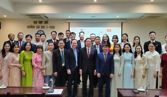 Đào tạo bác sĩ chuyên khoa 1 phục hồi chức năng - Bổ sung nguồn nhân lực quan trọng trong chăm sóc sức khoẻ người dân