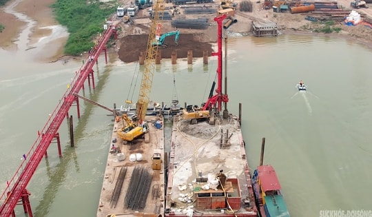 Đại công trường cầu Thượng Cát tăng tốc, quyết cán mốc trước mùa lũ