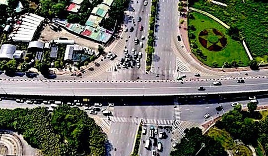 Thi công nút Cổ Linh - Đàm Quang Trung, người tham gia giao thông cần lưu ý