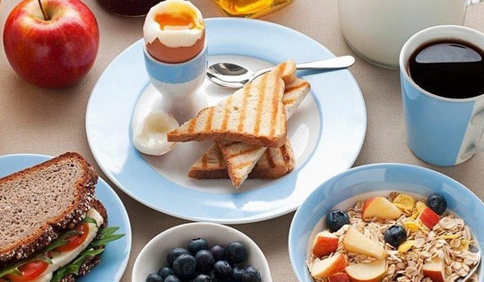 6 loại thực phẩm ăn sáng giúp hạ huyết áp tự nhiên